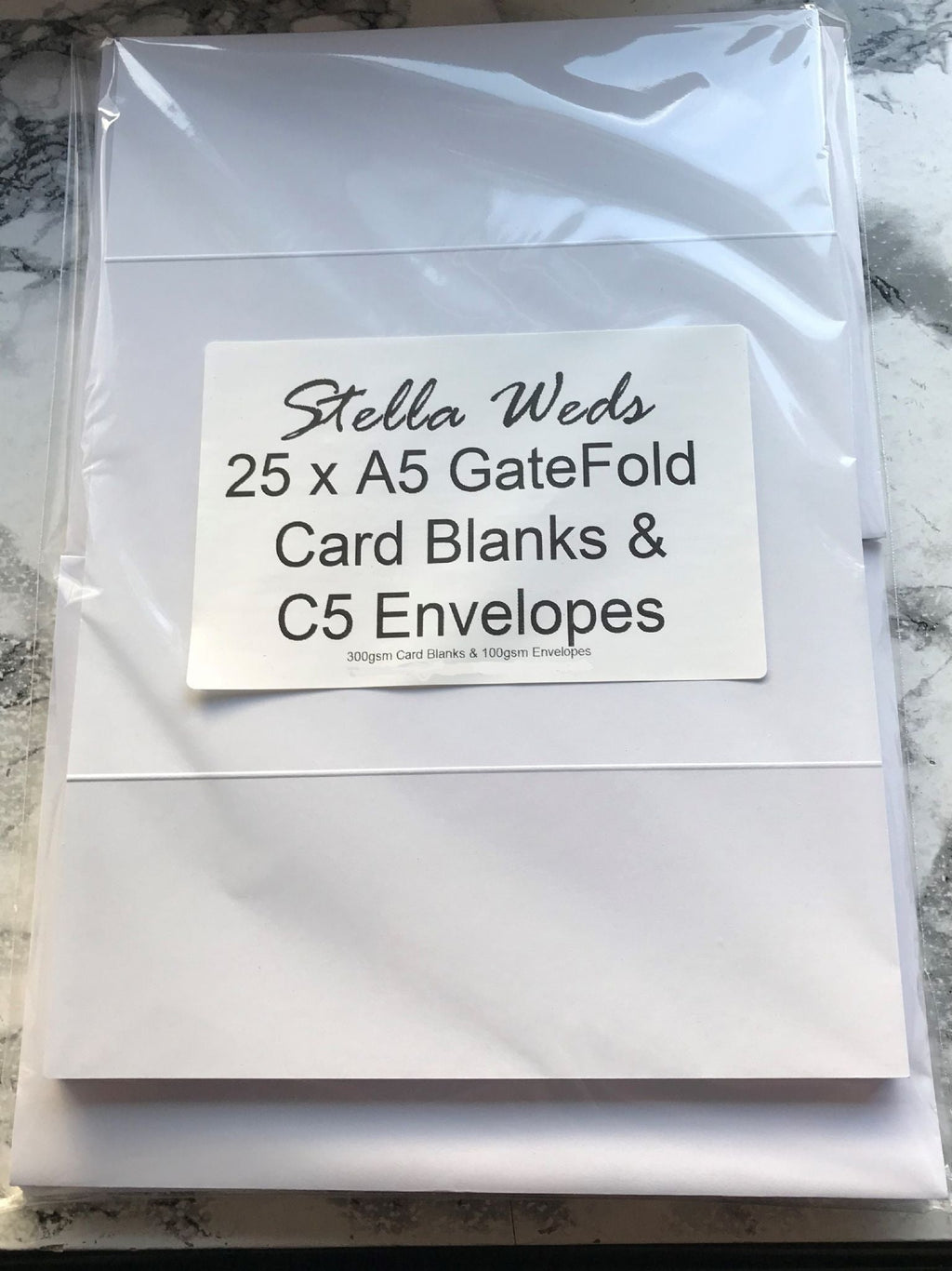 25 x A5 White GateFold Card Blanks & Envelopes - 300gsm