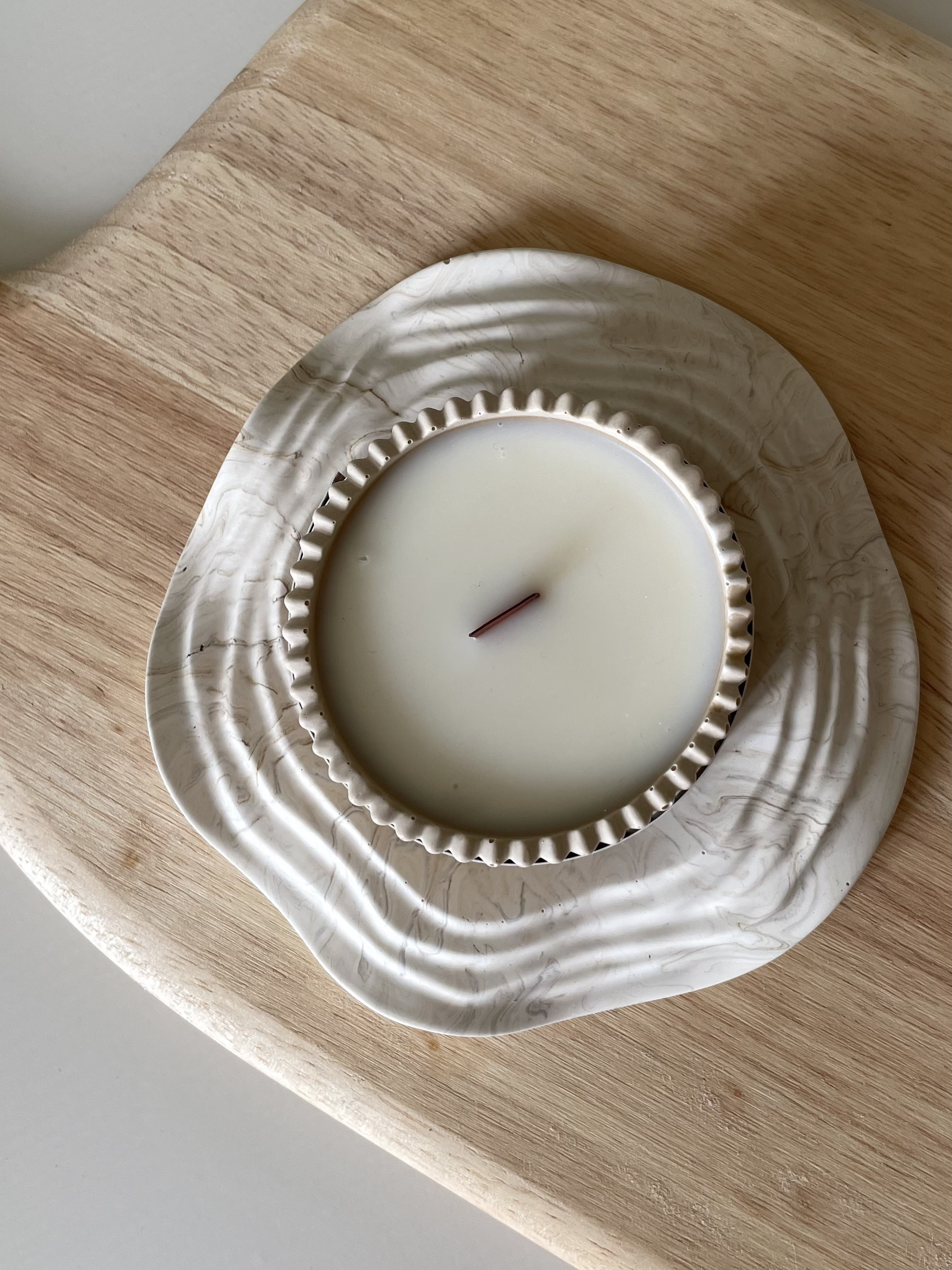 Lychee Stoneware Soy Wax Candle / Summer Inspired