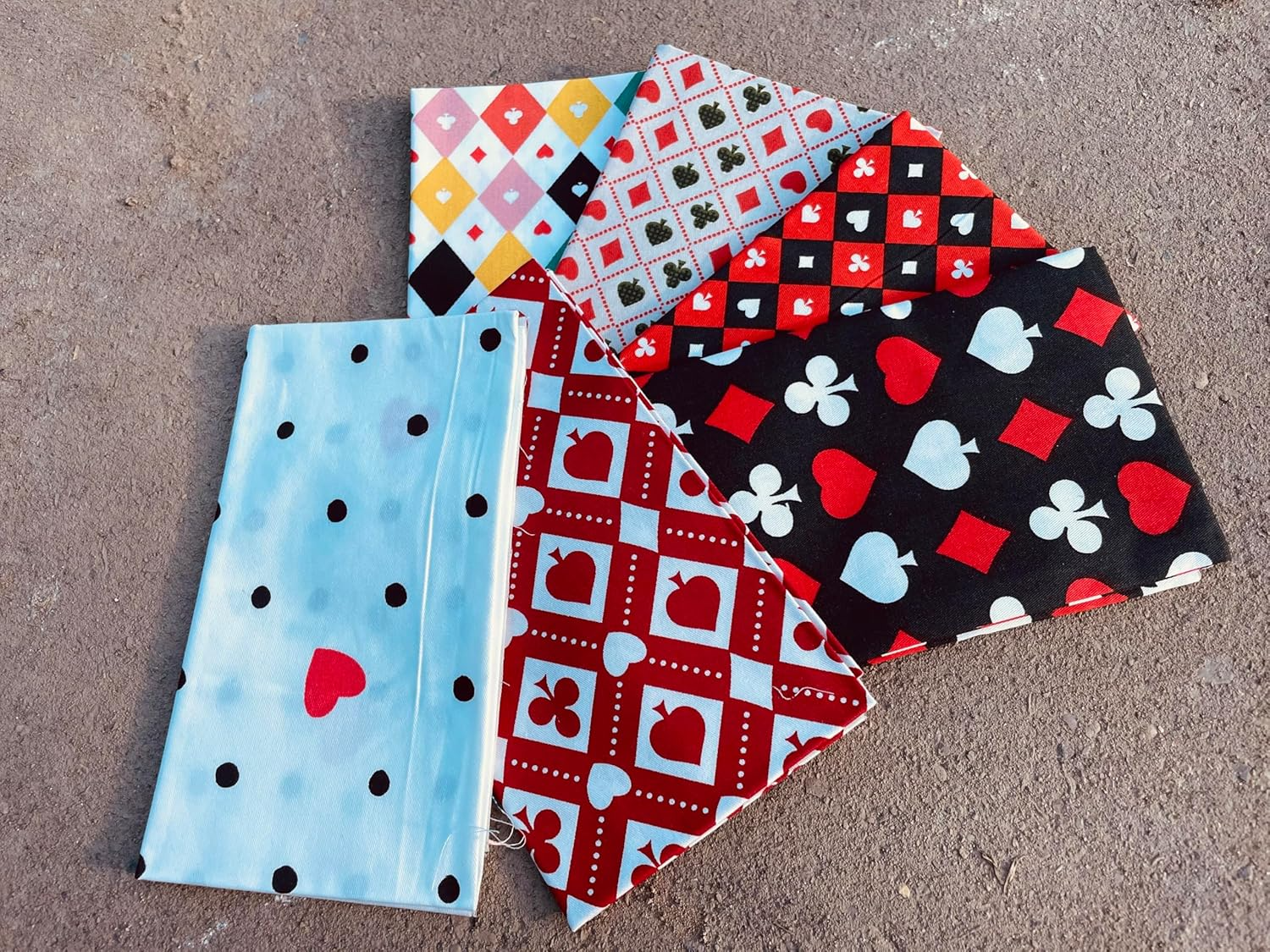 CraftsFabrics 6Pcs Poker Hearts Clubs Diamonds Spades Fabric 100% Cotton 50x40cm Wide Fat Quarter for Quilting, Patchwork, DIY Projects