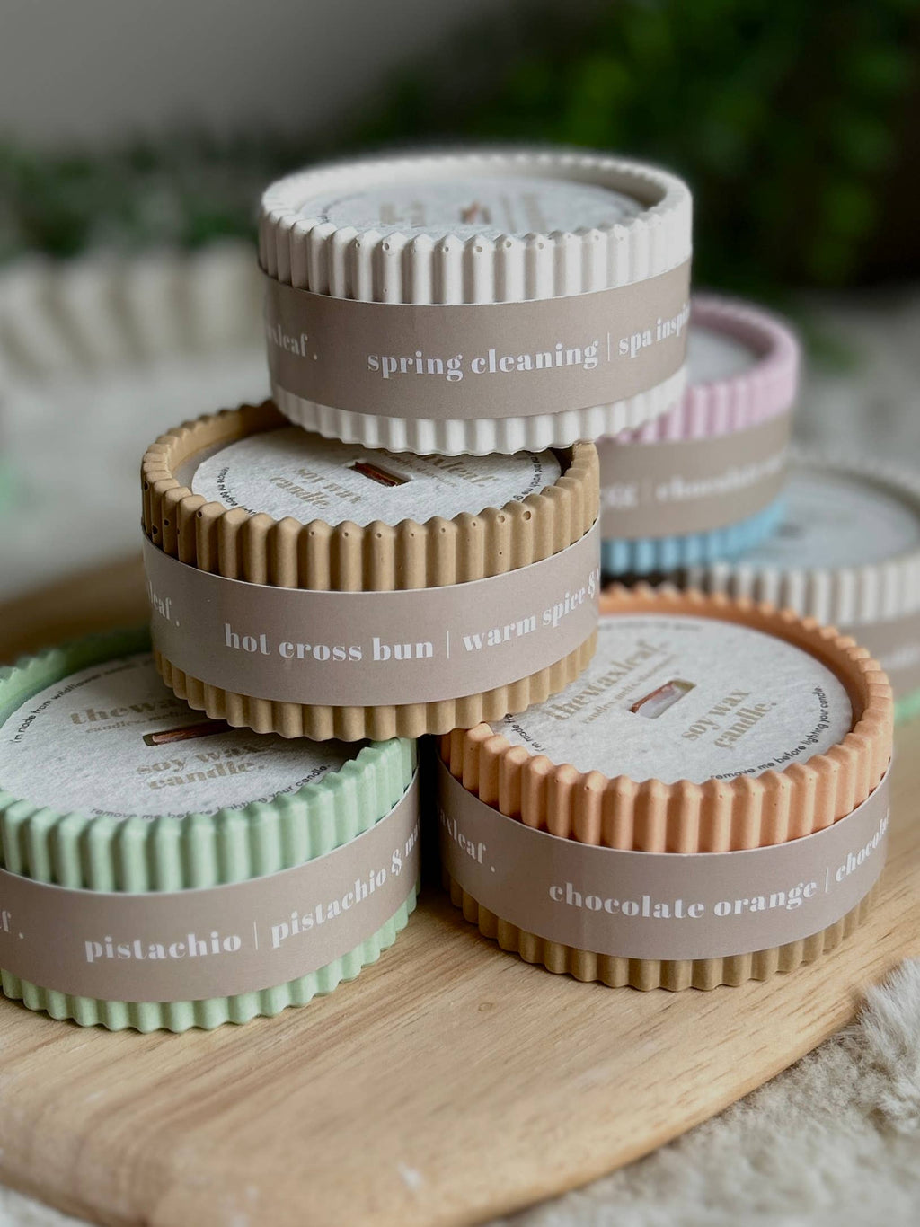 Pistachio Scented Soy Wax Refillable Small Candle in Sage