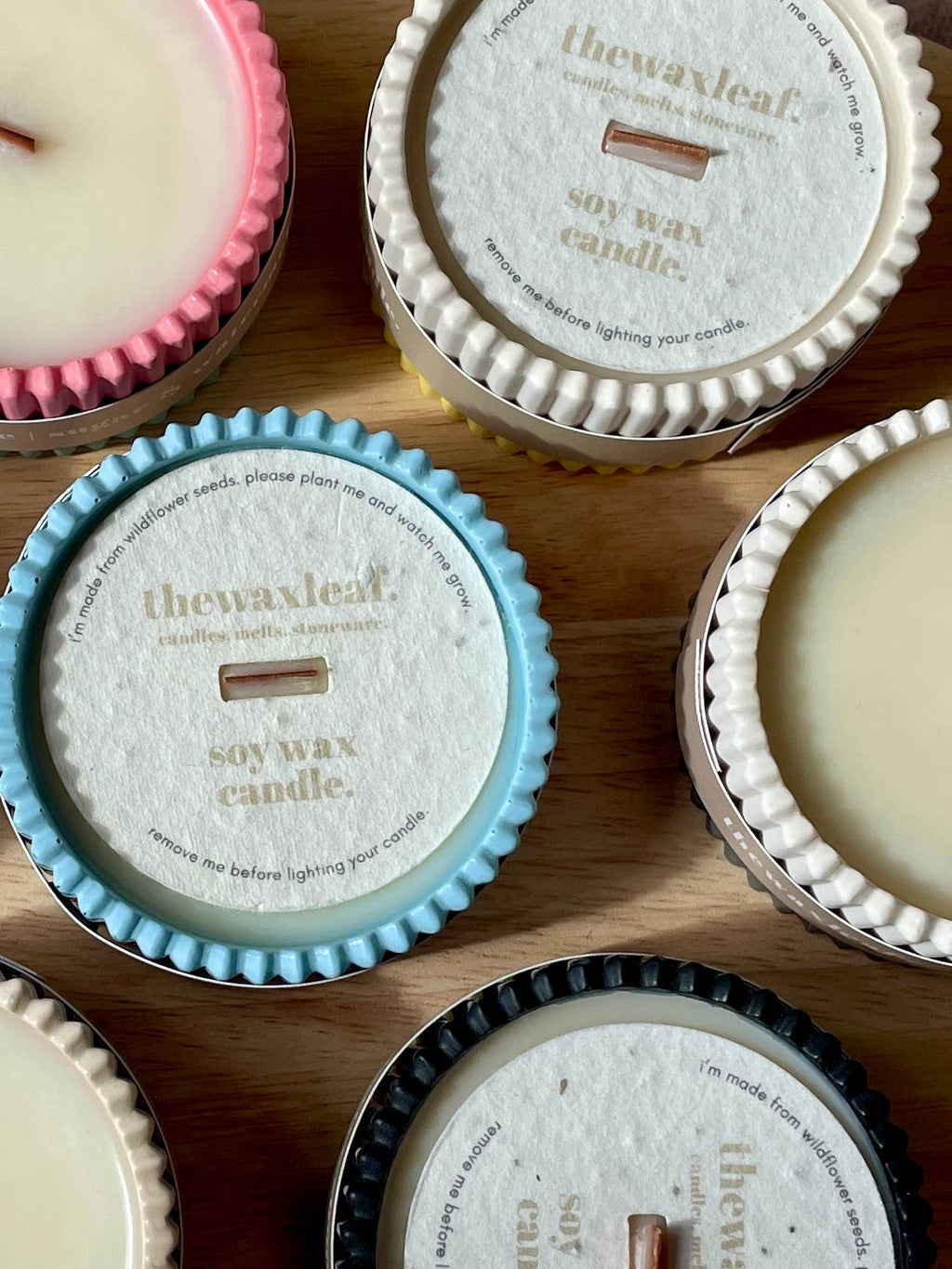 Bubblegum Stoneware Soy Wax Candle / Bright Colourful Candle