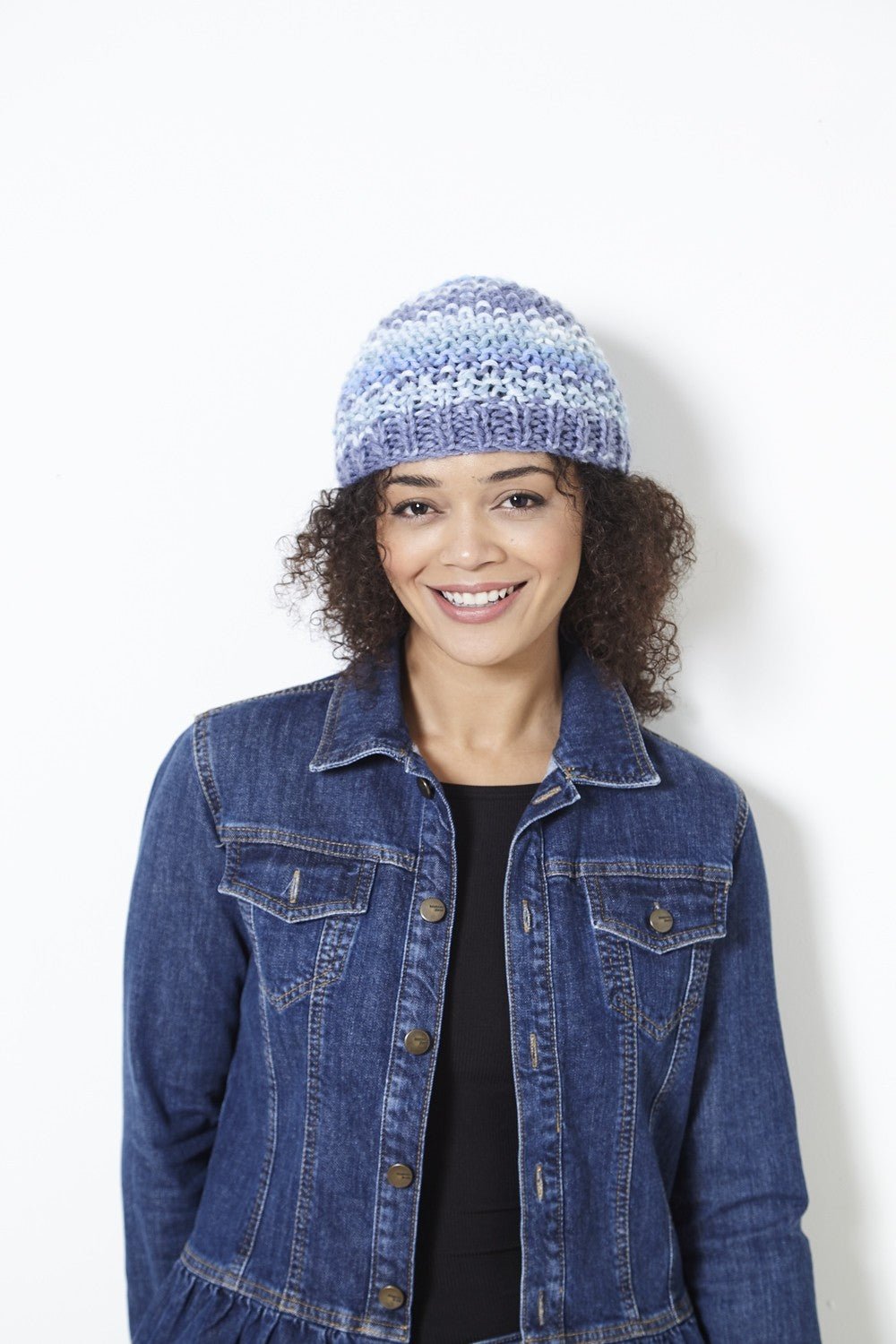 King Cole 'Easy Knit' Ladies Jacket & Accessories Knitting Pattern 5840 - Super Chunky