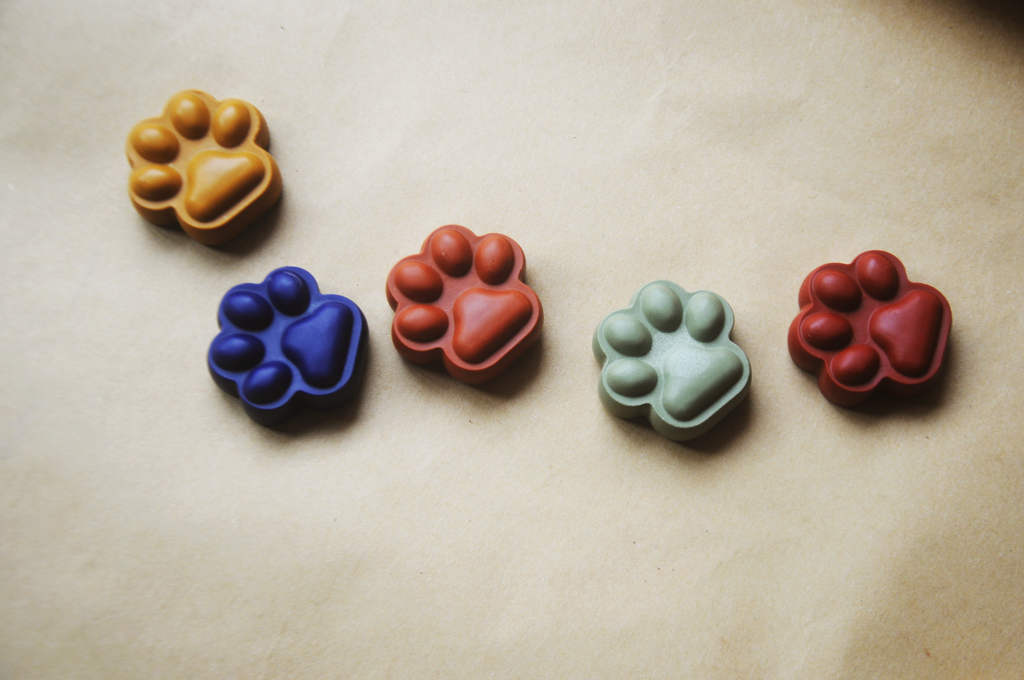 Toe Beans | All-Natural Beeswax Paw Print Crayons