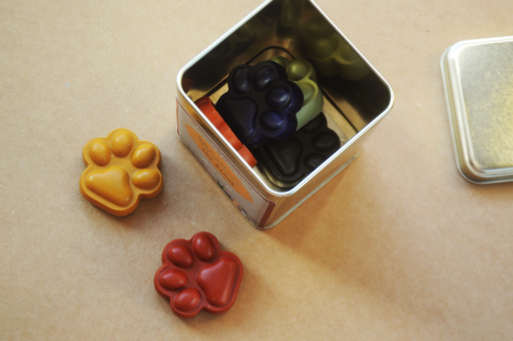 Toe Beans | All-Natural Beeswax Paw Print Crayons